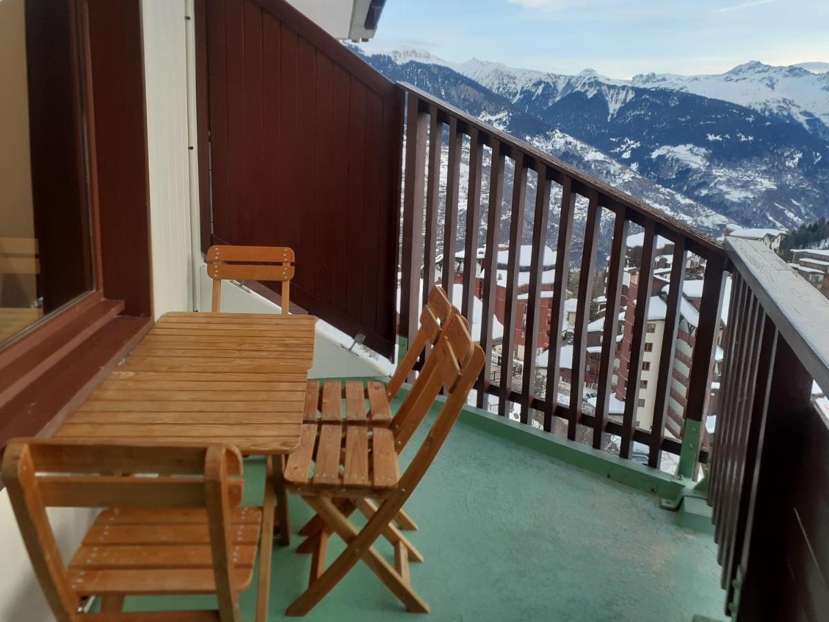 Superbe Appartement En Residence Skis Aux Pieds Courchevel Exteriér fotografie